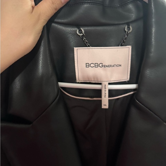 BNWT BCBG Notch Collar Vegan Leather Blazer Jacket/Coat - Picture 6 of 8